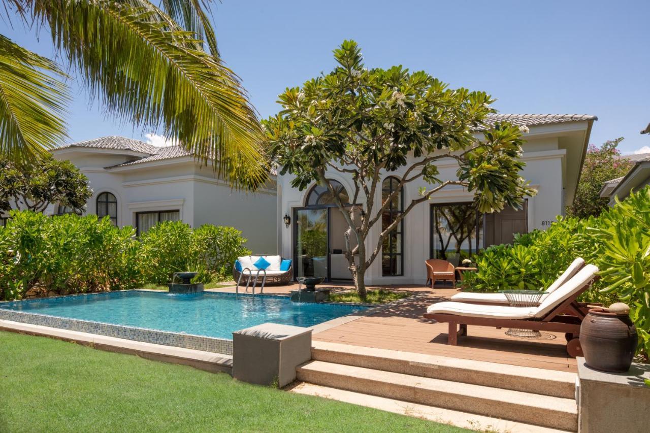 Melia Vinpearl Cam Ranh Beach Resort מראה חיצוני תמונה