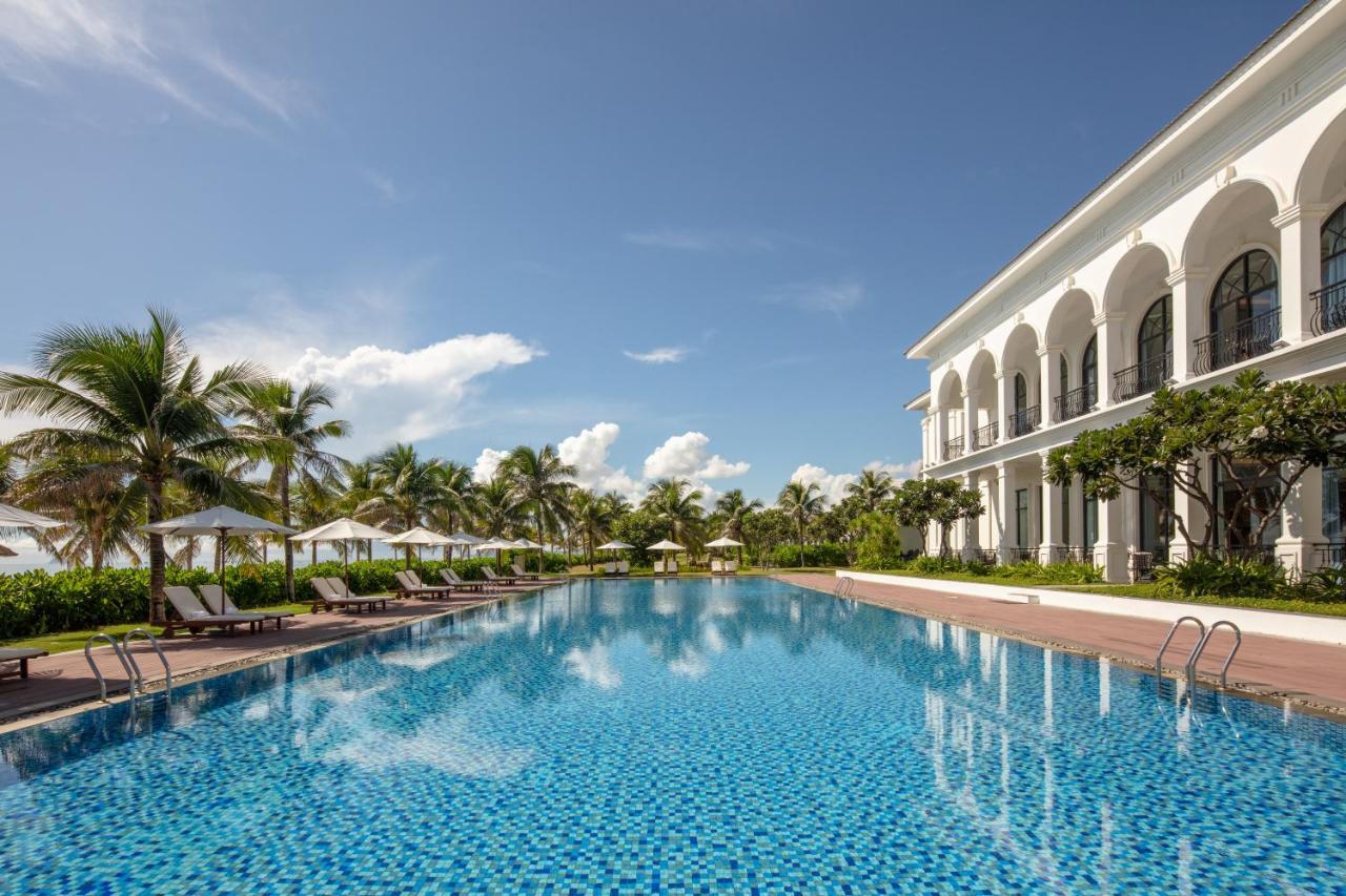 Melia Vinpearl Cam Ranh Beach Resort מראה חיצוני תמונה